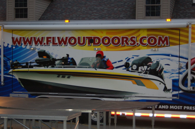 B8C0EF2E-D509-4F4D-9307-DEAF42B8984B