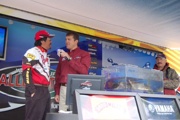 B8F85DFB-AD97-412C-BC34-1551C0F17E37