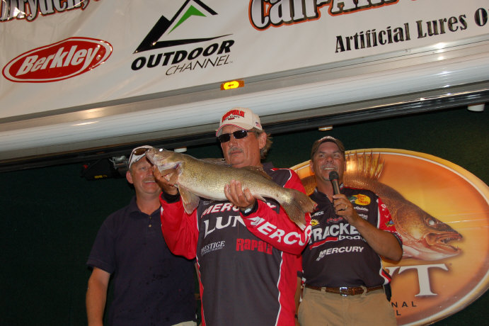 274036F9-DCC6-4A44-927E-66FAAD57B9A3