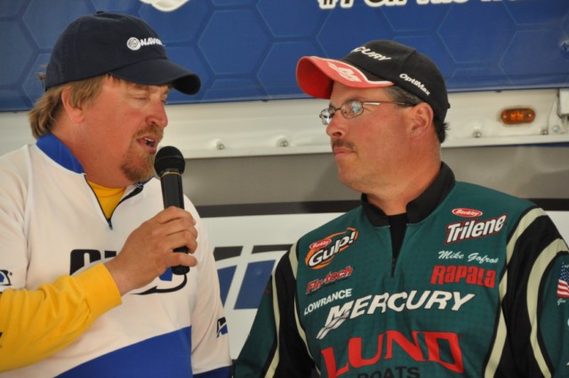 B903D9AF-C6C4-4EB2-986E-D3A89CAC4174