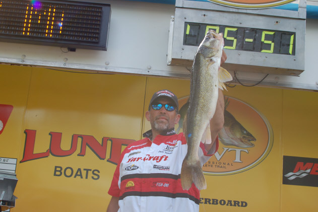 B92C224D-0BCA-4DC3-9A13-27A961086ED4