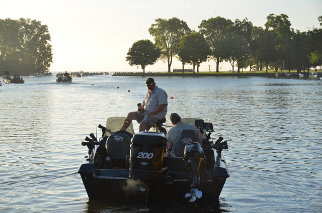 B93C4987-F948-475E-95B7-8EC890E4A9E2