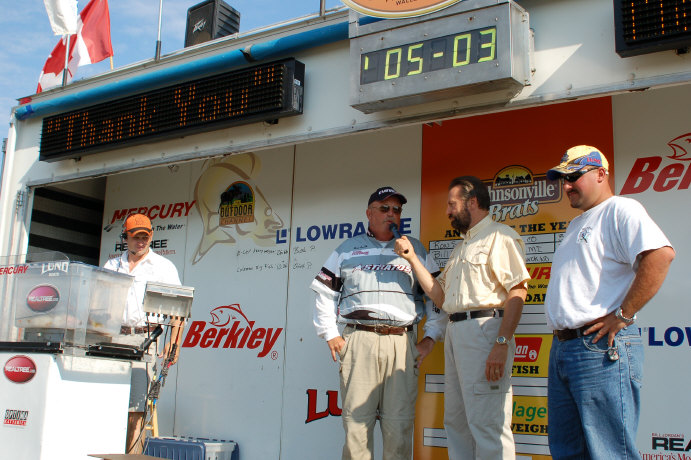 B94E06E1-31C5-4009-8450-539A50EE2974