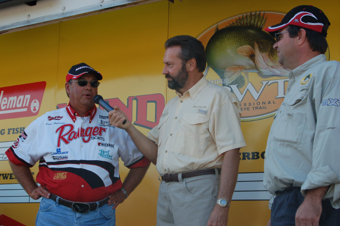 B95C6D2F-D600-44B4-84E4-D8810F259D78