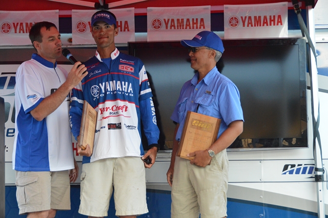 B96F3C0C-A833-4EEA-BAC4-40DC257A8E7B