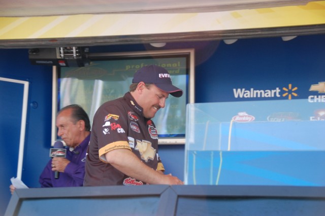 B97E8C2B-DA8C-4030-8370-84E08DE411BA