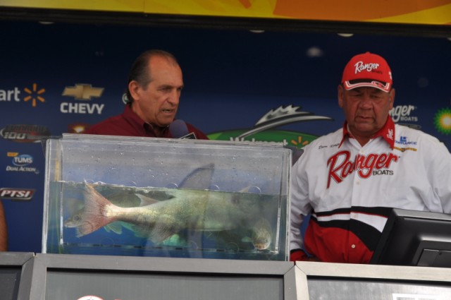 B99C43CA-0631-4620-B462-0B065C0FE23E