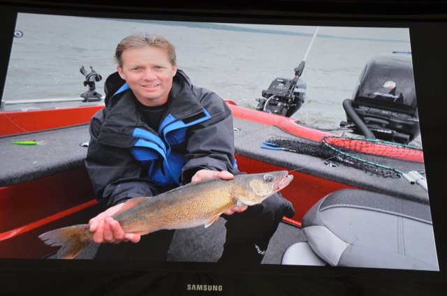 B99DE793-38B5-4EA8-84CF-2EF96EBA4995