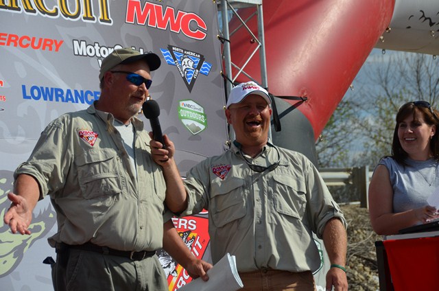 B9A4EFA7-6C12-40BD-BEE3-89EBD99BD53D