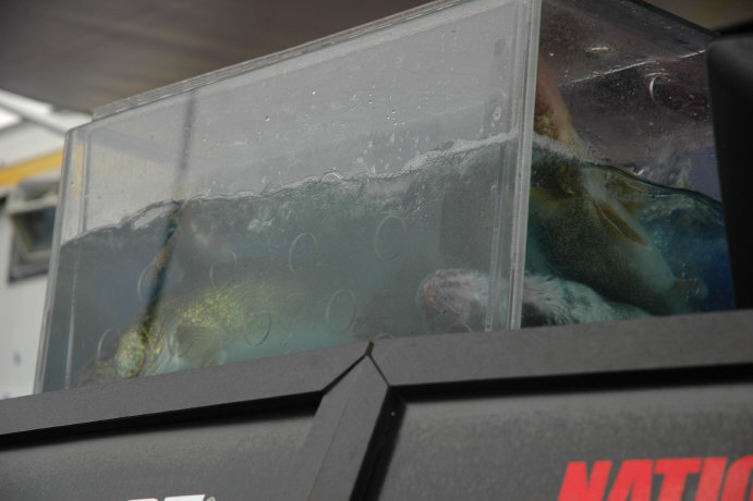 B9ACFBAC-5998-4320-B73B-BCDAFB01D2C9