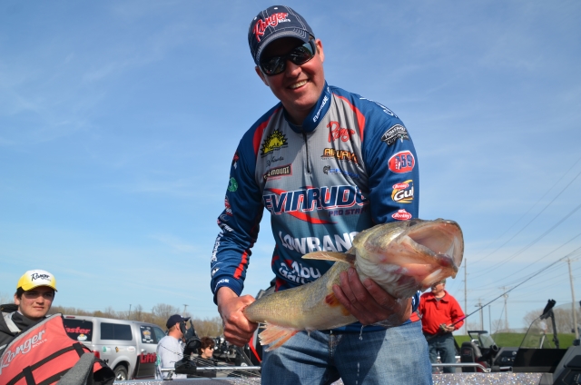 B9E74489-E216-4FAB-8828-01AC6E2F9FD3