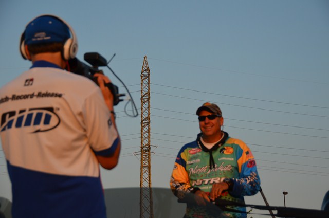 B9EFDF72-5AF1-417E-B75C-5A6031376283