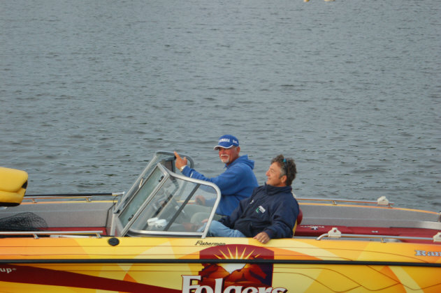 BA4A7723-C63C-4AF9-8EE8-C4F193E84804