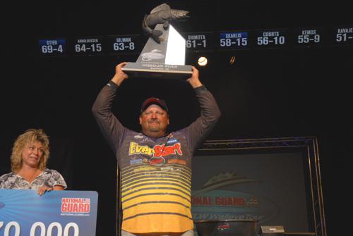 BAABFFDE-C810-40F2-8418-1F7741699440