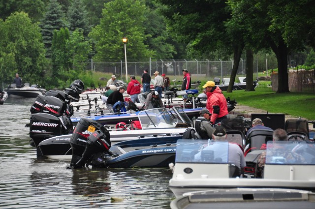 BAB3DE25-A609-446A-9D16-66654A8BCD72