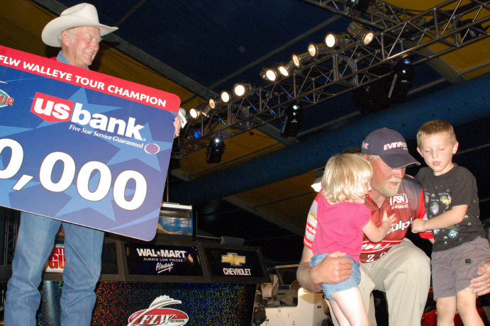 BB0601B0-DD51-4578-BAD9-8BAEB3C3DC08