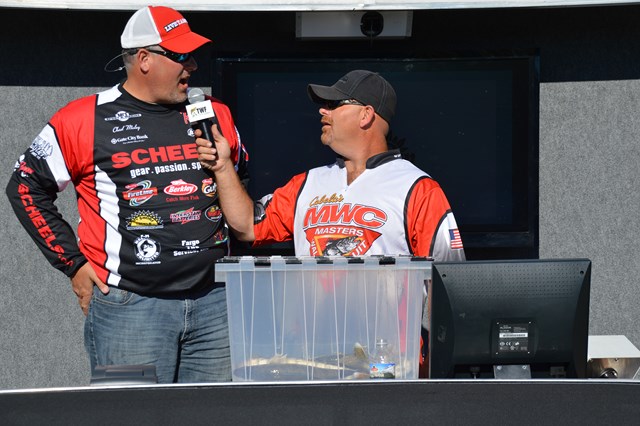 BB12000F-2611-4CEA-B946-1169B36D4891