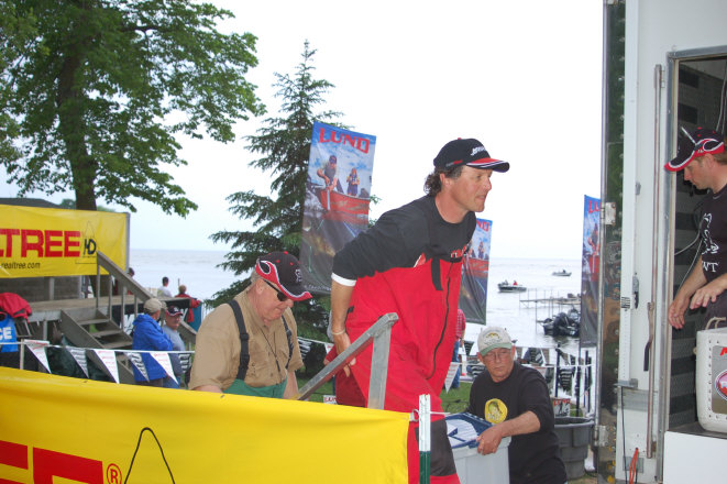 BB155419-A84F-4198-AEB2-2B160B9C4223