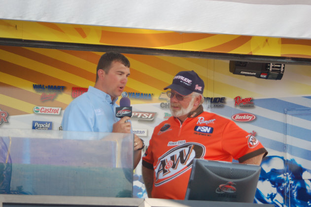 BB206A11-E095-4980-BDEC-8C867051600D