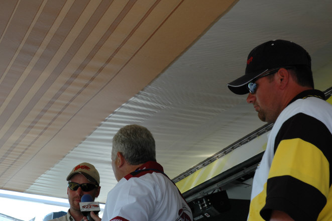 BB7985DF-89FB-4864-810D-E0C93E2BEE3D