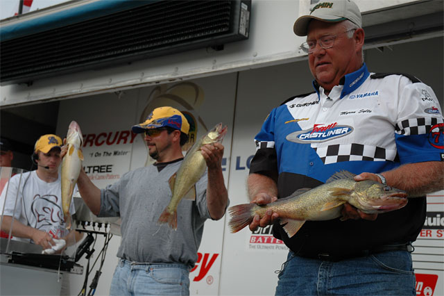 BBCF5077-68C6-471E-A6BD-5E03F625ED44