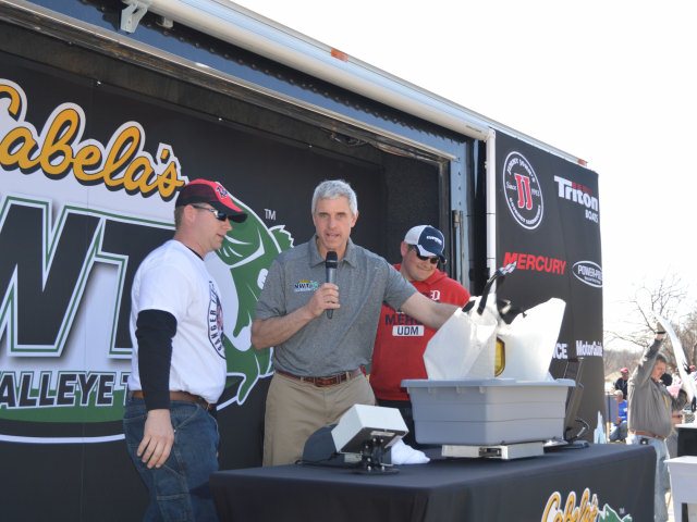 BC8A870F-3711-443C-BF66-158FFCFD0805