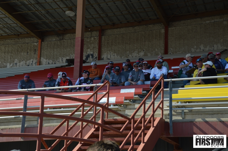 BC8E575D-FA90-41BF-B80E-76EA28D4FB73