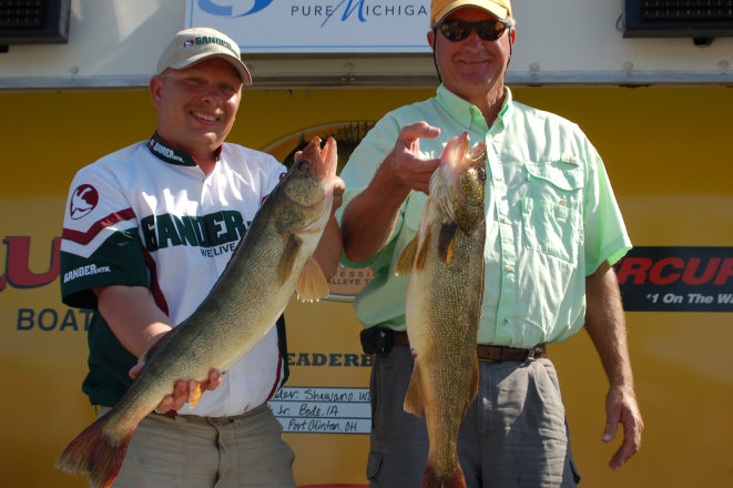 BC97C795-63AE-4F1F-A50F-E472ED0F2BBB