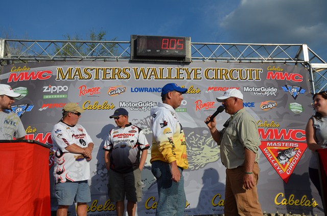 BCAE454F-BA05-460D-A34B-A15C230DD3CB