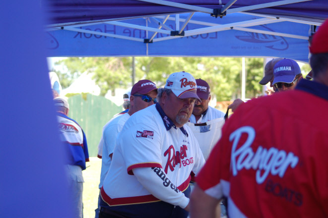 BCCCC44E-EAB5-4C4D-99E5-4AE5C308150E