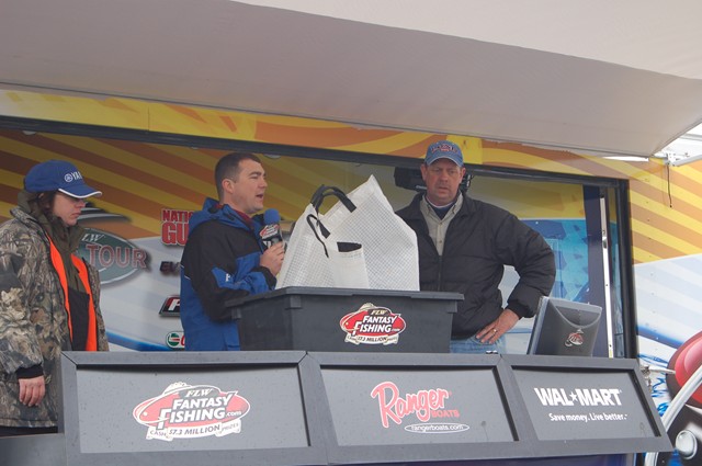 BCCE00A3-A96E-4010-BD41-373E95473DD8