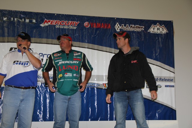 BCE500E7-B27B-452B-A5F4-13151062C1EA