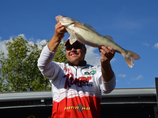 BD08E92A-6386-49FF-936B-F0912C39EACF