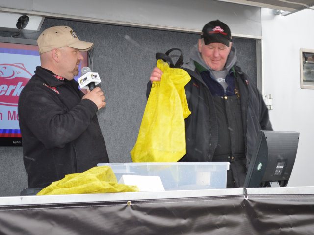 BD2E49D1-12A6-451D-835F-1117B177D8A8