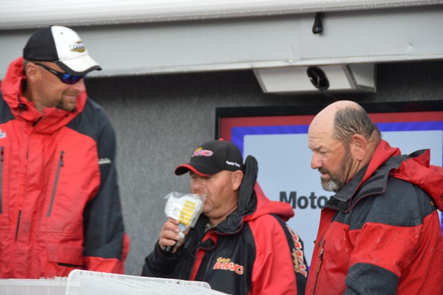 BD828A46-2694-4B50-BA6F-9F8275F7AB65