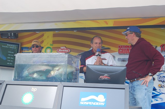 BD83EB9B-5450-4CB3-9AD0-BEFC1072E3EA