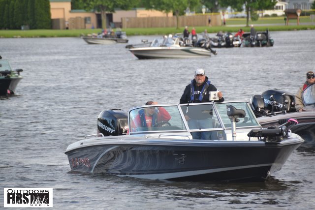 BDA7396E-1D2E-4AAD-BB21-E7D235227682