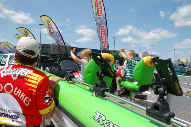 BDAD1C49-4B41-48F1-9FF0-6048D4ACA49F