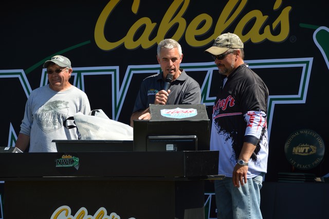 BDCD4715-DD46-46CB-8EF3-E3104B6F8DB2