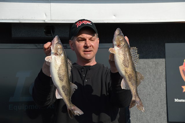 BDEA2C45-E300-4E37-B9D2-E16CE76054DC