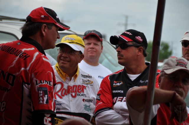 BDEECACA-3D28-4123-BD15-870A10BDEB74