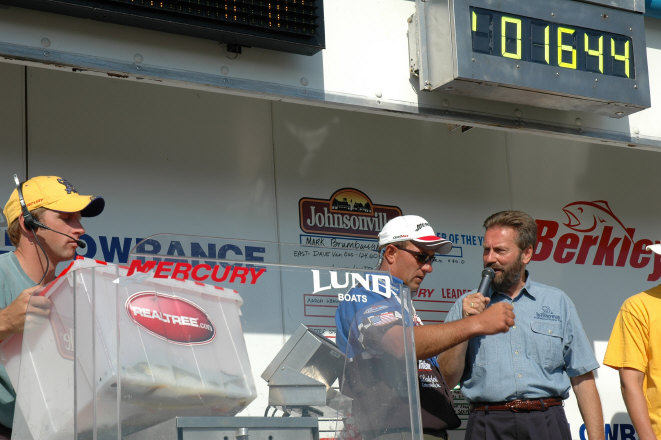 BDF4BCEF-772B-40B3-86D3-5E1C605320CC