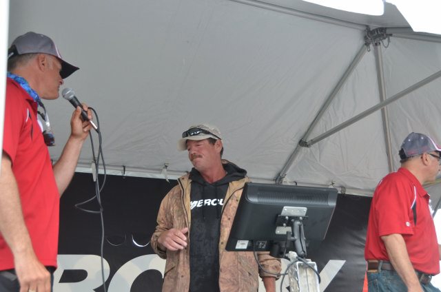 BDFB325D-6B50-4DC3-B3B5-F2273AEF8F9A