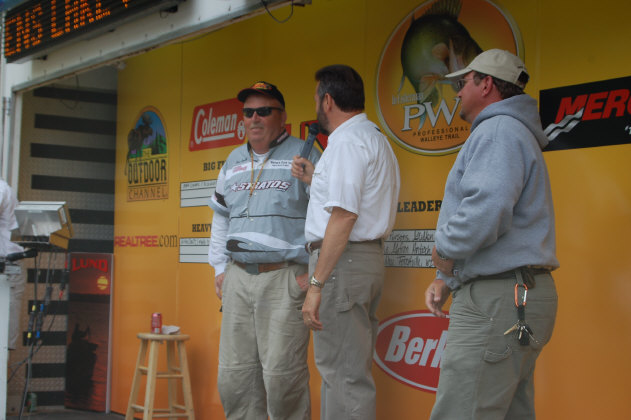 BE034C8F-B4C3-4582-8203-B0E120049555