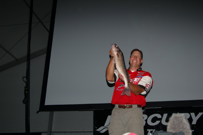 BE932923-261F-4936-819F-53EDAC3A4AD7