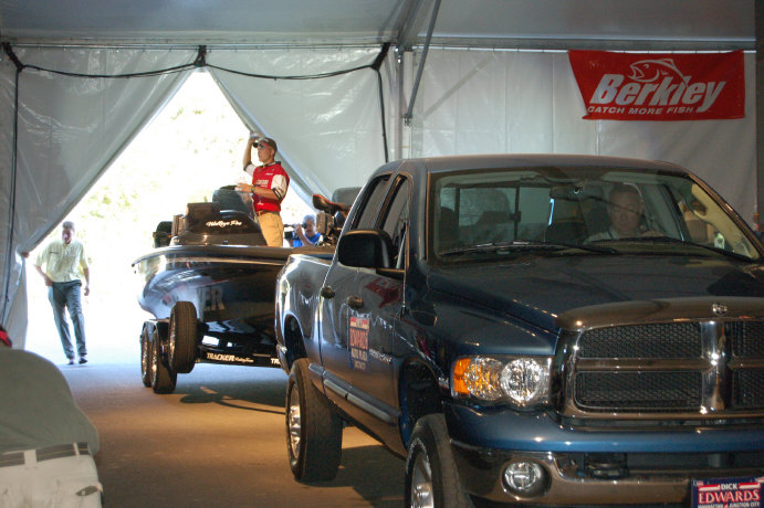 BE99490F-1925-4A59-8341-EEC039294FC8