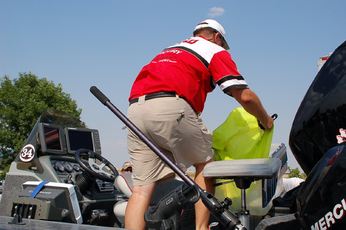 BE995DE4-45CC-4C60-B6B7-00CB5589784C