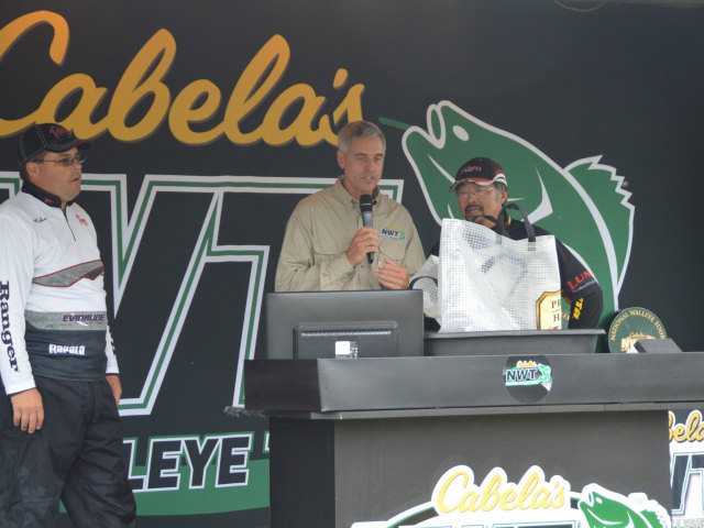 BEAADEFF-FA4A-401D-81E6-E53128C38423