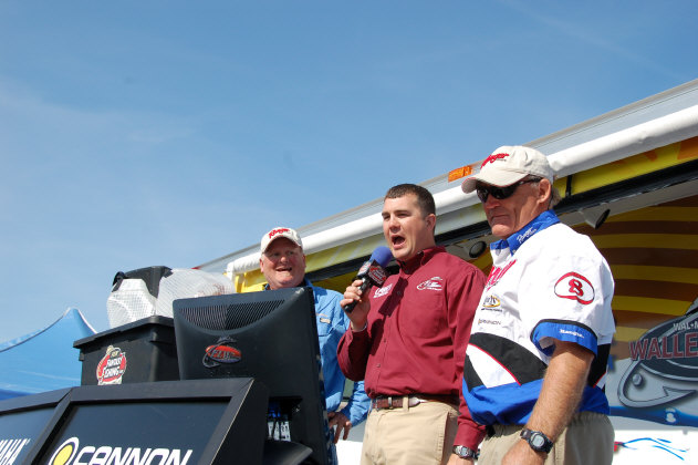 BF1FFD4D-D9DA-4B34-81D3-B59AE97AD621