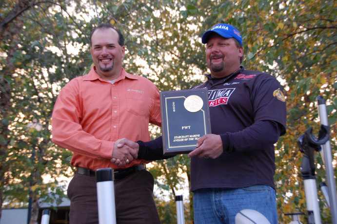 BF6F78CB-3E86-49B1-AFB5-689E99B6B253